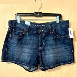 *NWT* Old Navy Jean Shorts - Med. Blue/Sz. 12